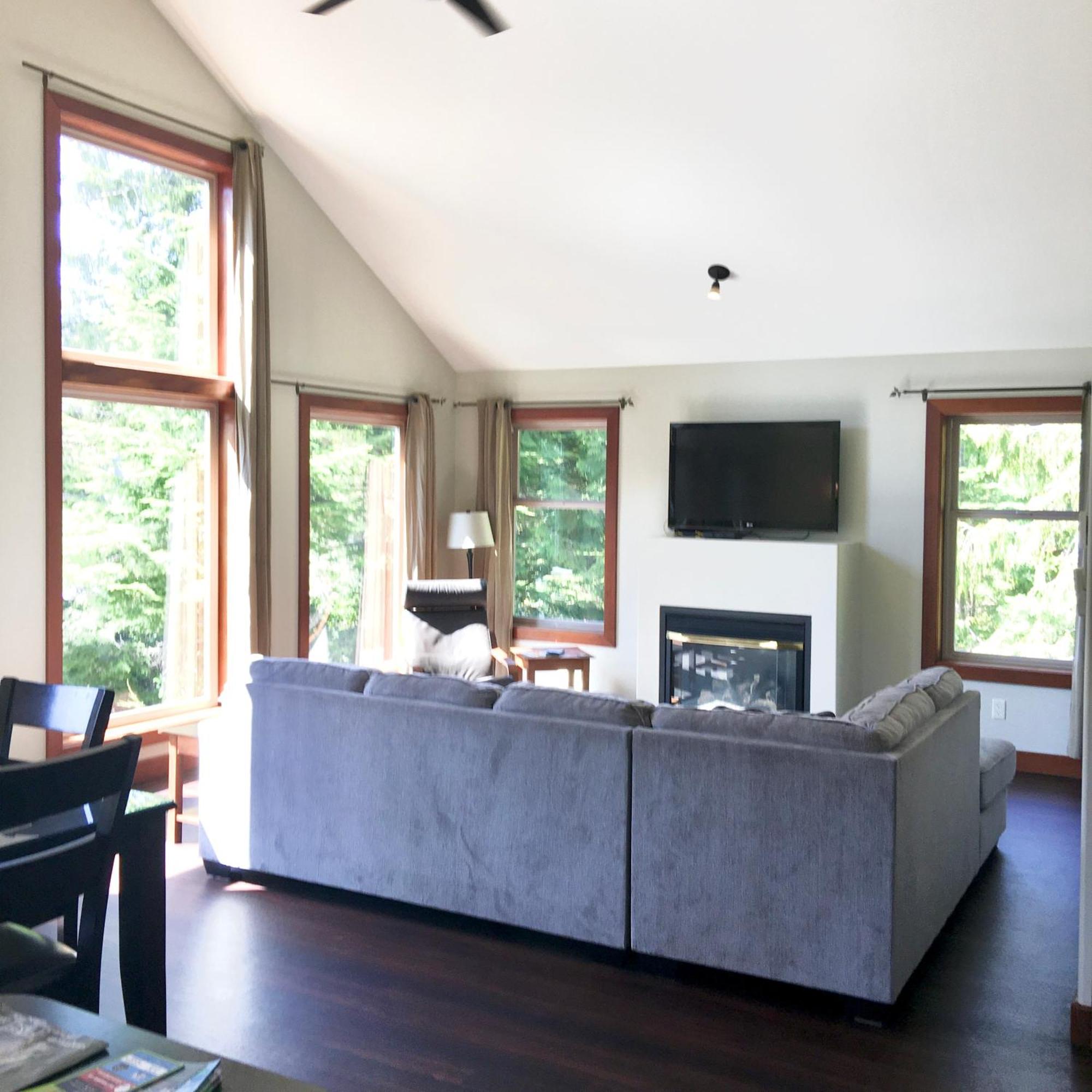 Cobble Wood And Bird Sanctuary Guest Houses Tofino Eksteriør bilde